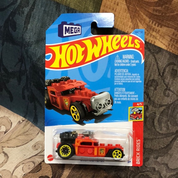🛍️5/$20🛍️Hotwheels BRICK RIDES, Brick and Motor. - Picture 1 of 3